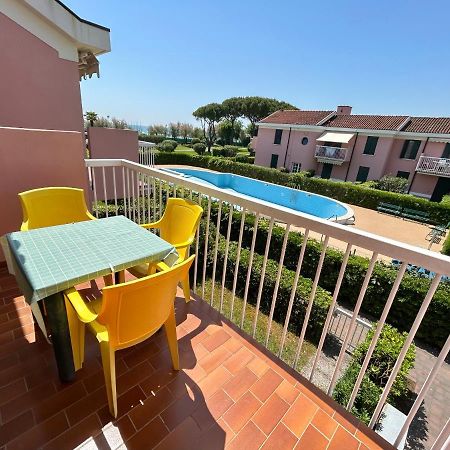 Seaside Terrace & Pool Getaway Apartment Cavallino-Treporti Ngoại thất bức ảnh
